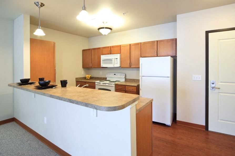 394kitchen 2.JPG